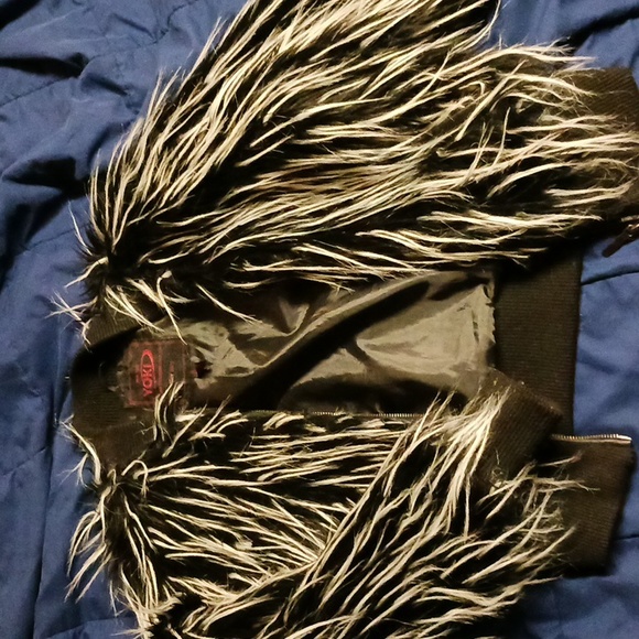 Vegan fur yoki girls coat - Picture 3 of 6